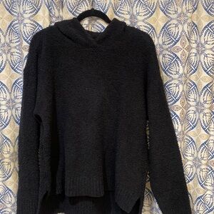 UGG black knit sweatshirt size XL